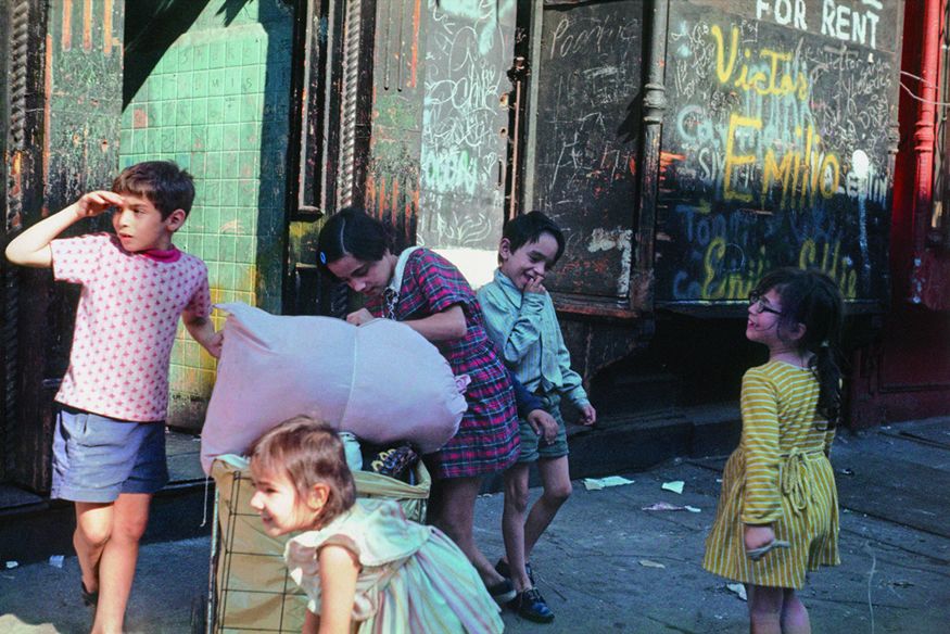 Enfants dans la rue, Crédit Helen Levitt