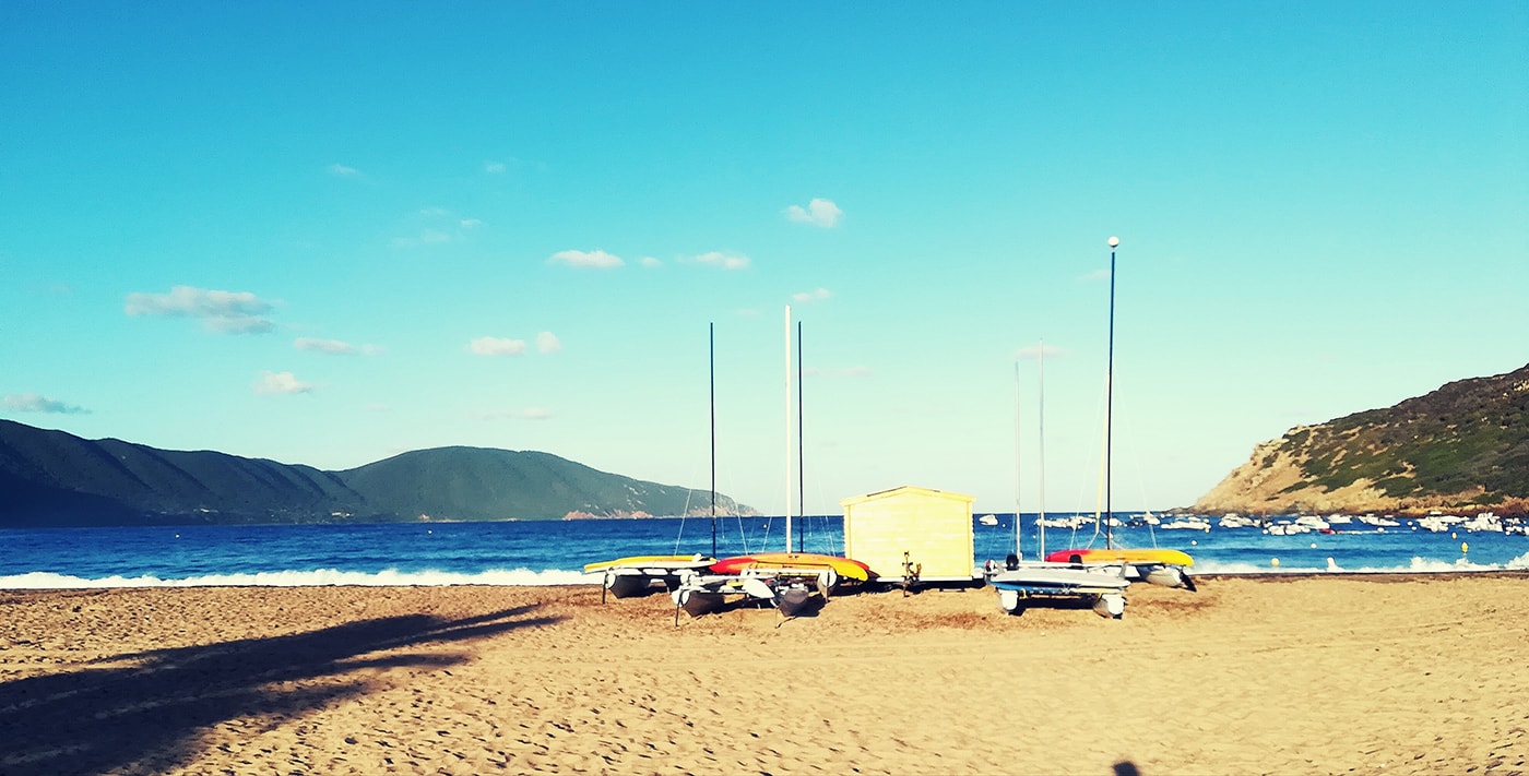 Plage du Golfe de lava, Corse - Numéro Une