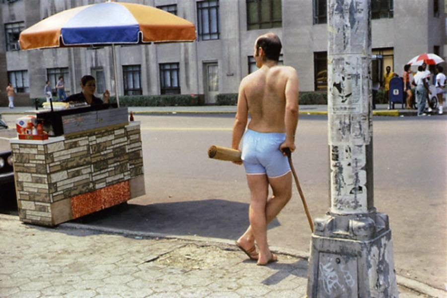 NYC, Street Scenes in the 1970s, Helen Levitt