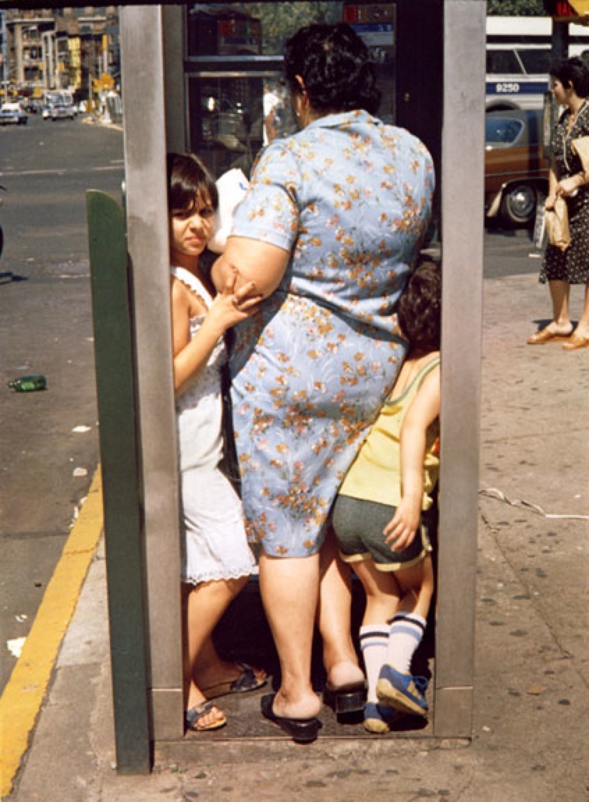 Phonebooth, Helen Levitt