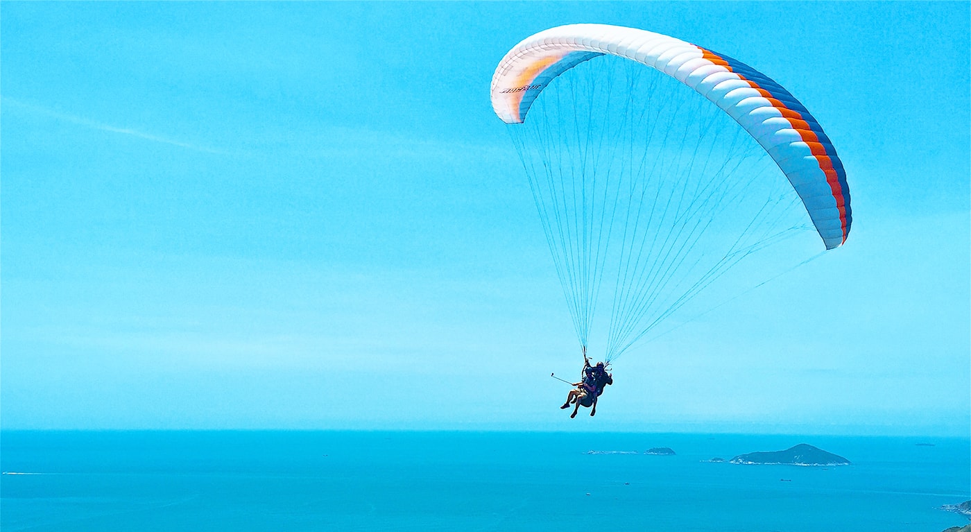 Saut en parachute, Photo de jean beller via unsplash