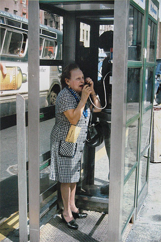 woman in phone, Helen Levitt