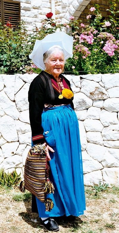 Mrs Ane Marnic from the village of Dubravka in Konavle, south of Dubrovnik-Pinterest-DR