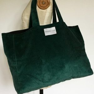 sac en velours vert sauvage